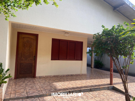 Residência para  Alugar em Umuarama pela Sublime imóveis