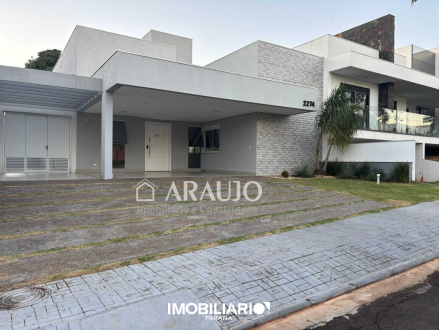 Residência para  Venda em Umuarama pela Araujo