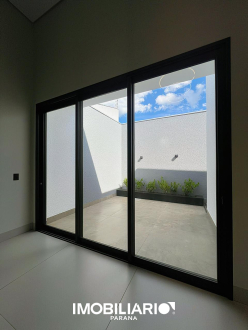 Residência para  Venda em Umuarama pela Shiotani Imóveis