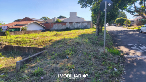 Terreno para  Venda em Umuarama pela Pizzaia