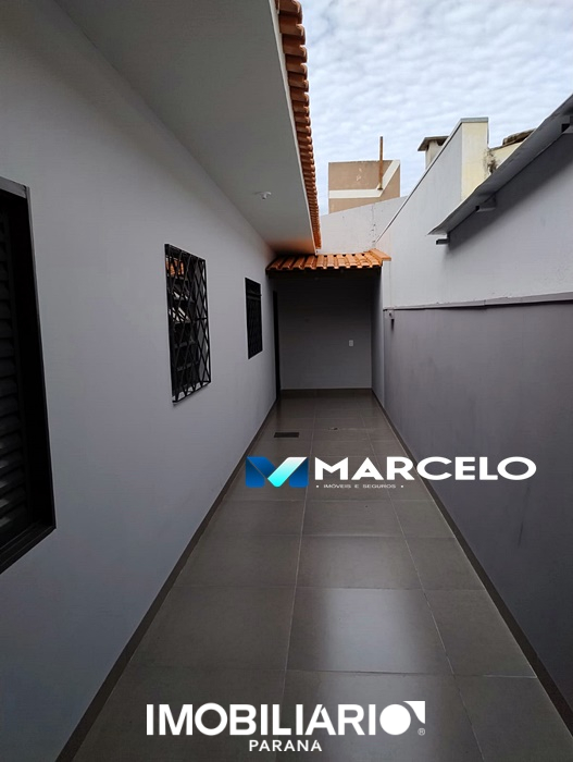 Residência para  Venda em Umuarama pela Marcelo