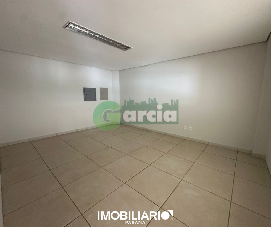 Salão Comercial para  Alugar em Umuarama pela Garcia Imóveis