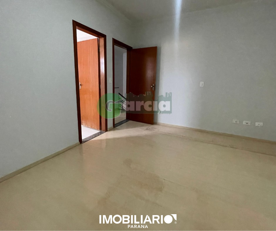 Sobrado para  Alugar em Umuarama pela Garcia Imóveis