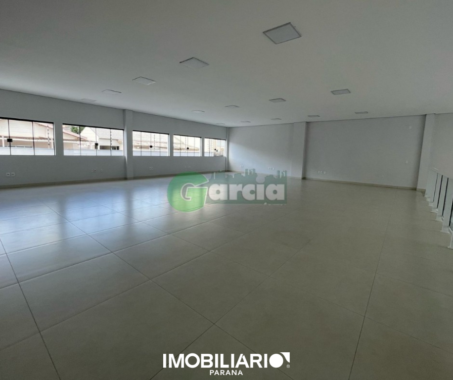 Salão Comercial para  Alugar em Umuarama pela Garcia Imóveis