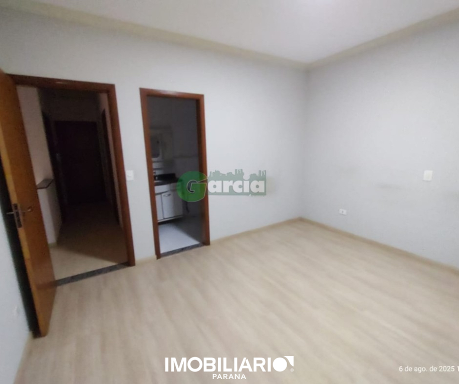 Sobrado para  Alugar em Umuarama pela Garcia Imóveis