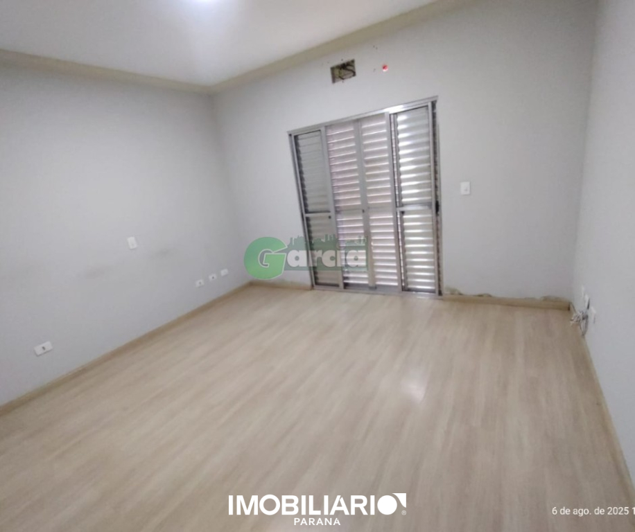 Sobrado para  Alugar em Umuarama pela Garcia Imóveis