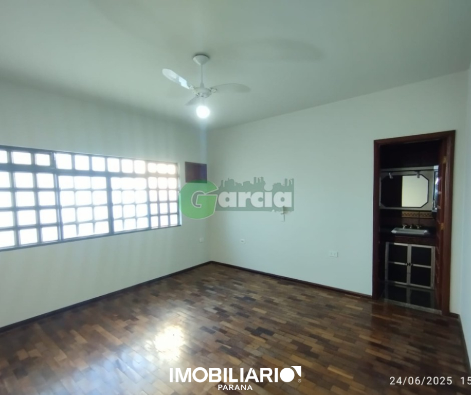 Residência para  Venda em Umuarama pela Garcia Imóveis