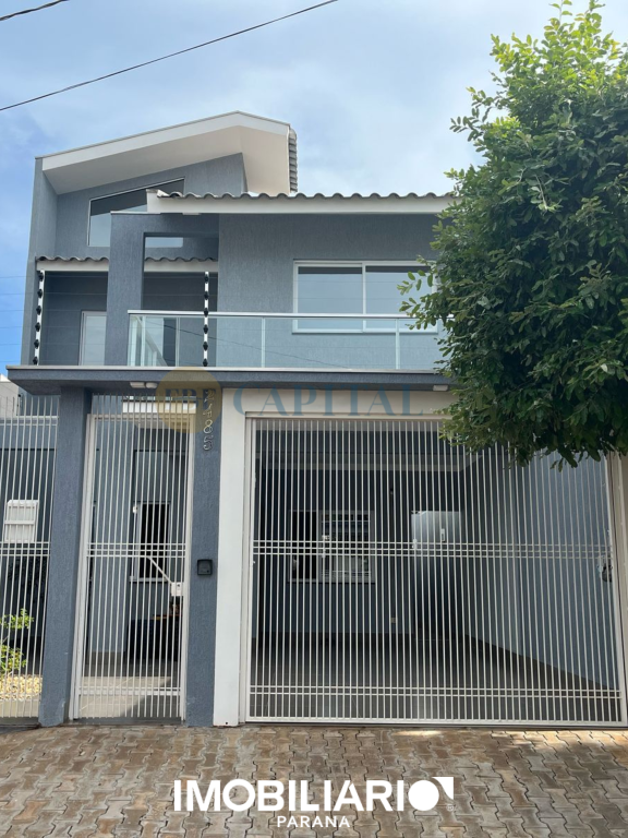 Sobrado para  Venda em Umuarama pela FBF Capital