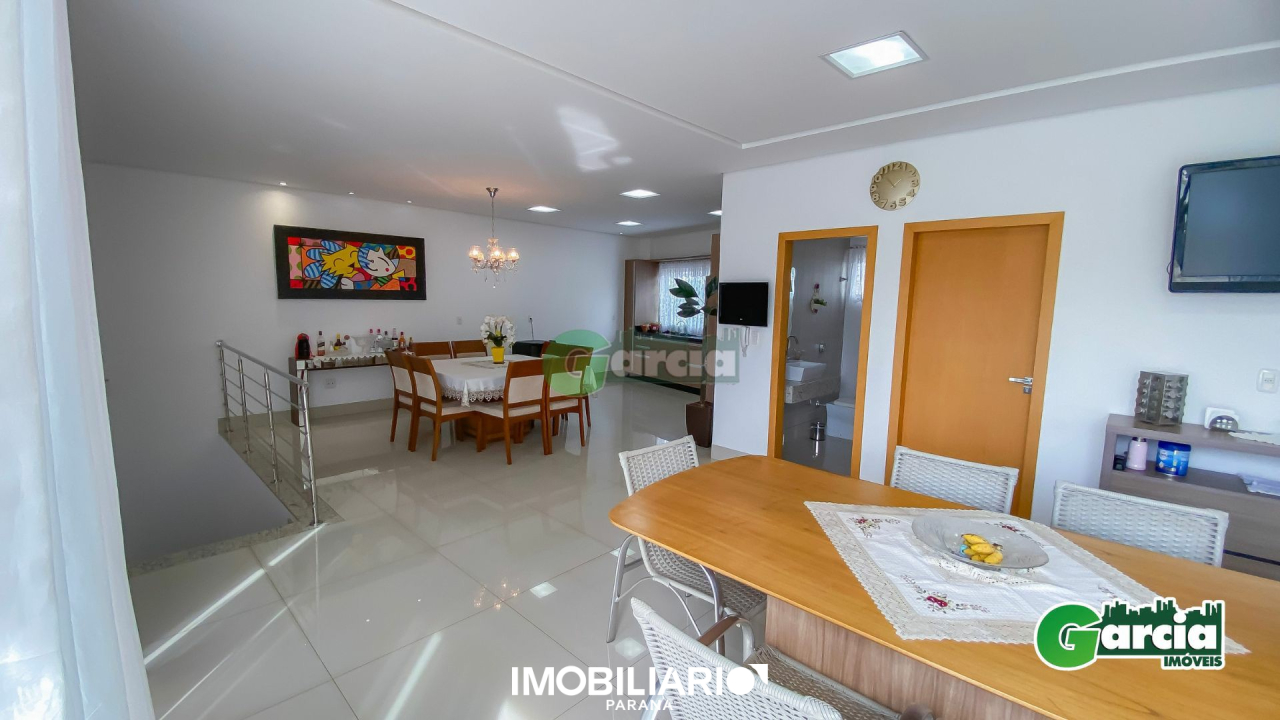 Apartamento para  Venda em Umuarama pela Garcia Imóveis