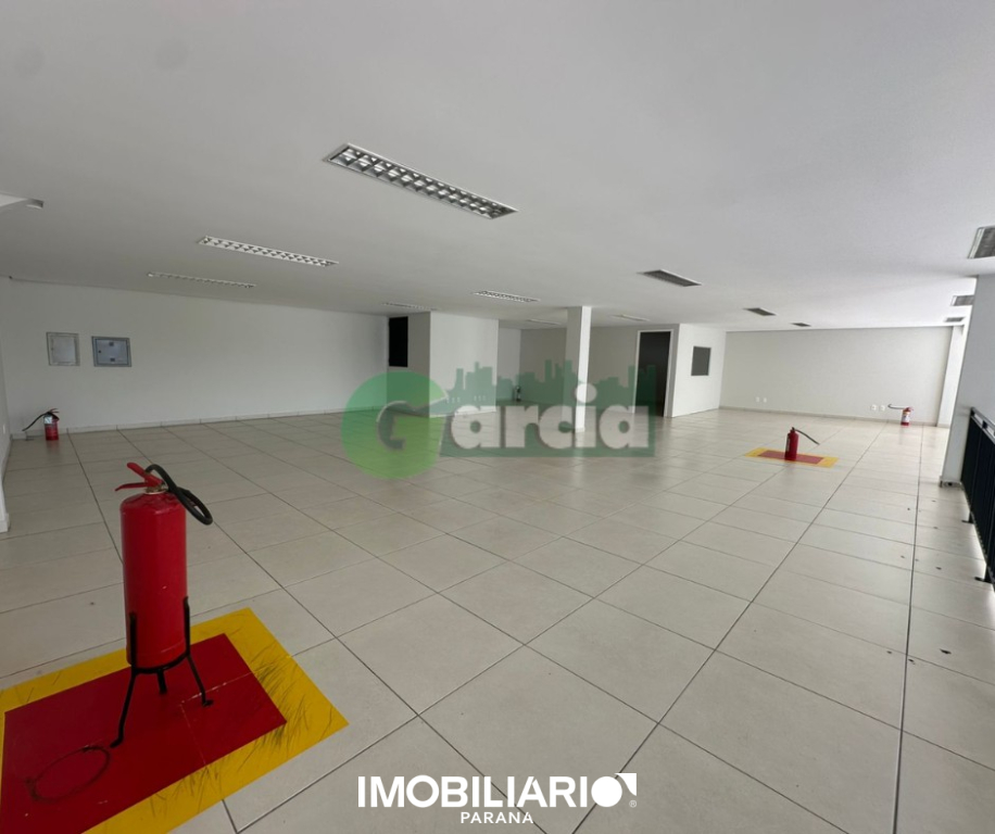 Salão Comercial para  Alugar em Umuarama pela Garcia Imóveis