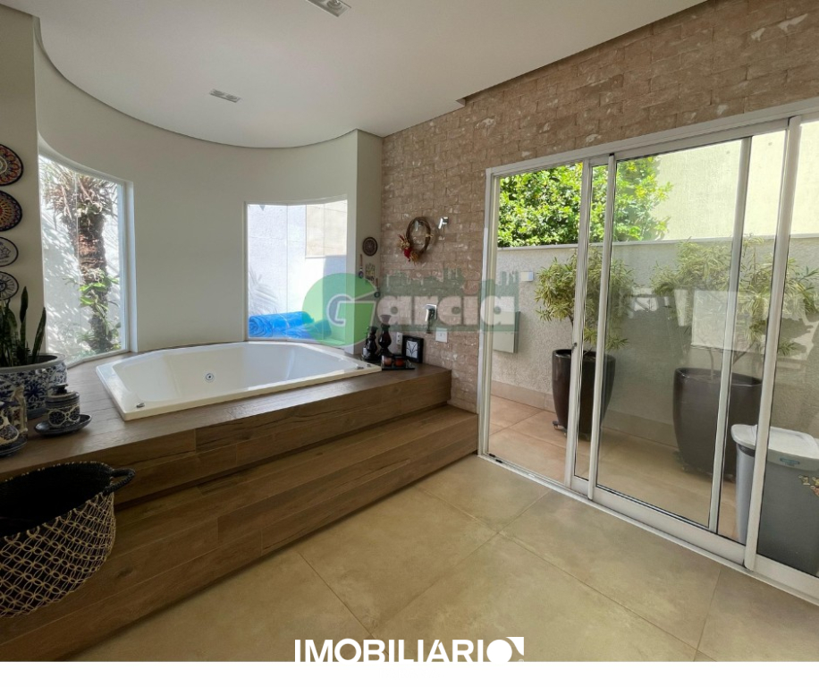 Residência para  Venda em Umuarama pela Garcia Imóveis