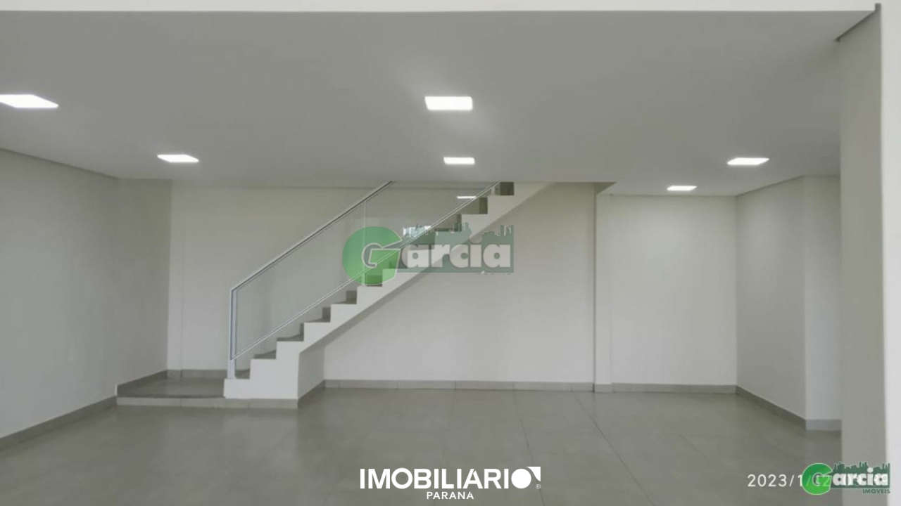 Salão Comercial para  Alugar em Umuarama pela Garcia Imóveis