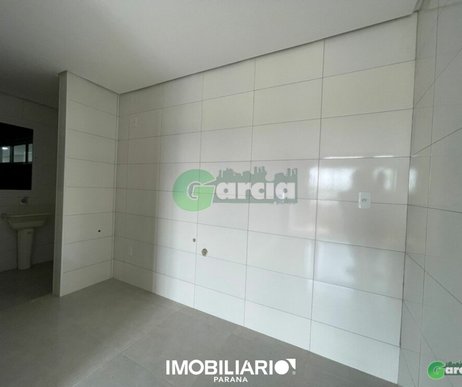 Apartamento para  Venda em Umuarama pela Garcia Imóveis