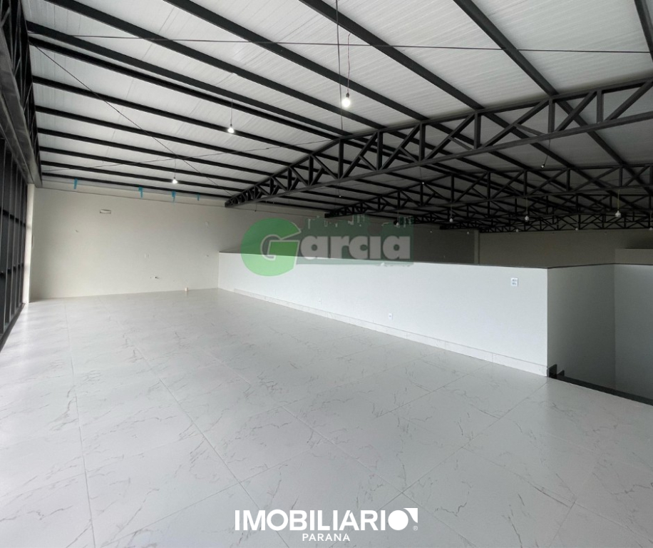 Salão Comercial para  Alugar em Umuarama pela Garcia Imóveis