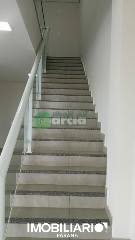 Salão Comercial para  Alugar em Umuarama pela Garcia Imóveis