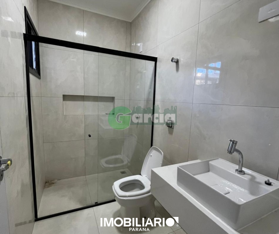 Residência para  Venda em Umuarama pela Garcia Imóveis