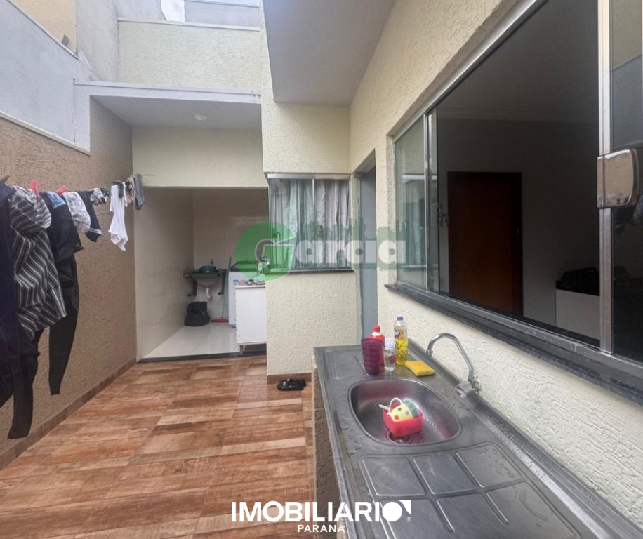 Residência para  Venda em Umuarama pela Garcia Imóveis