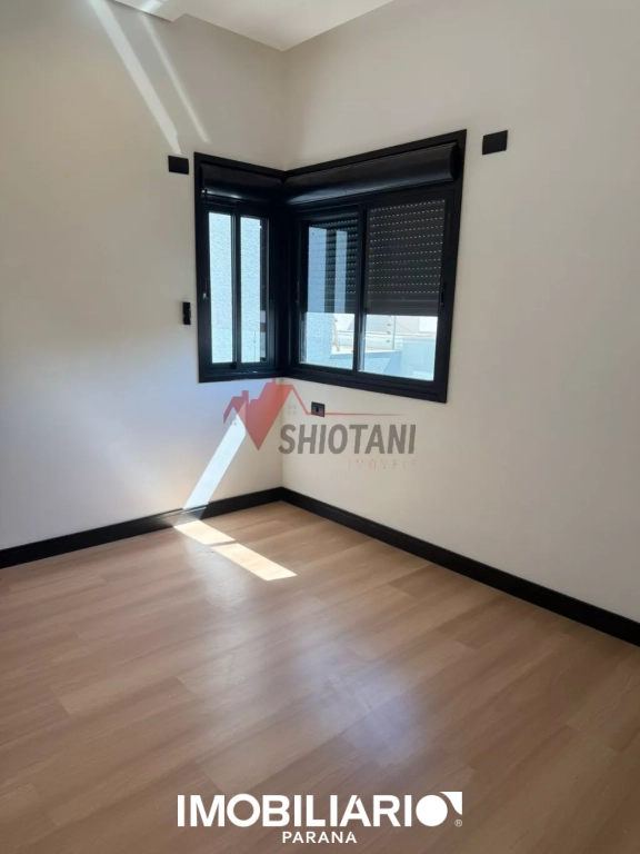 Sobrado para  Venda em Umuarama pela Shiotani Imóveis