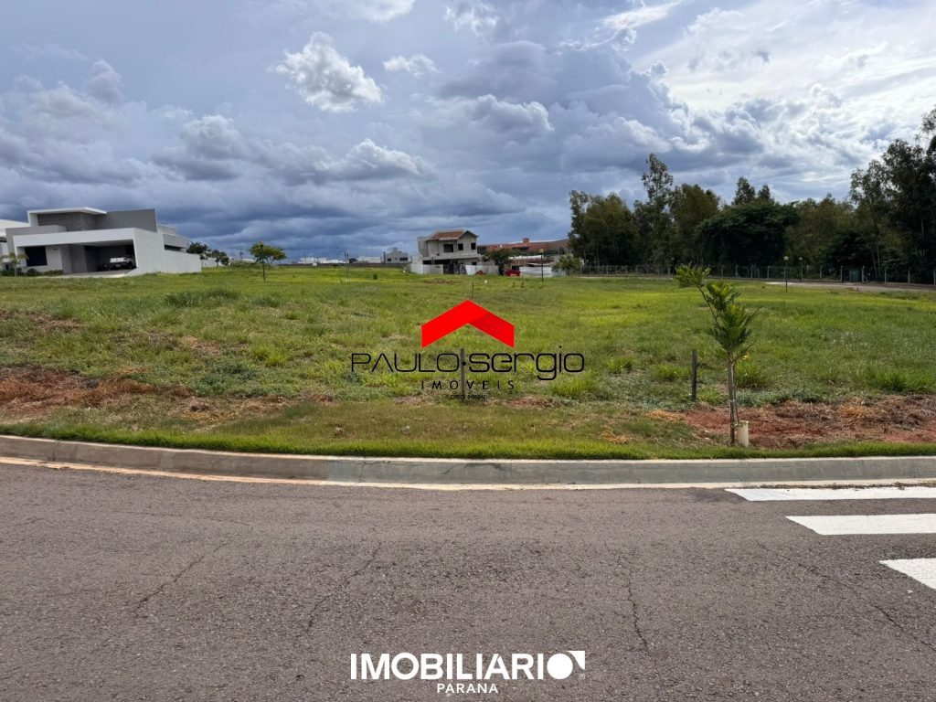 Terreno para  Venda em Umuarama pela Paulo Sergio