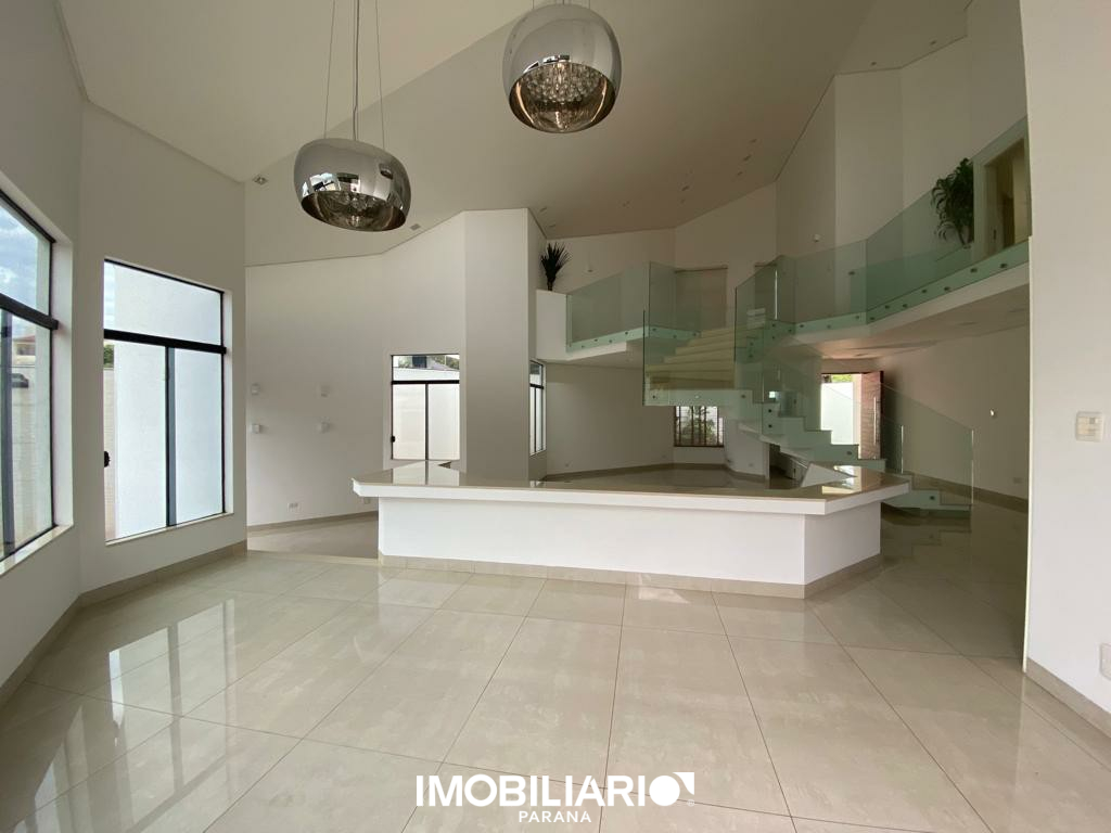 Sobrado para  Alugar em Umuarama pela Garcia Imóveis