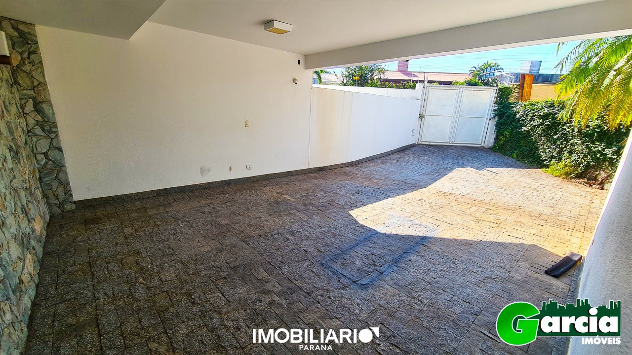 Sobrado para  Alugar em Umuarama pela Garcia Imóveis