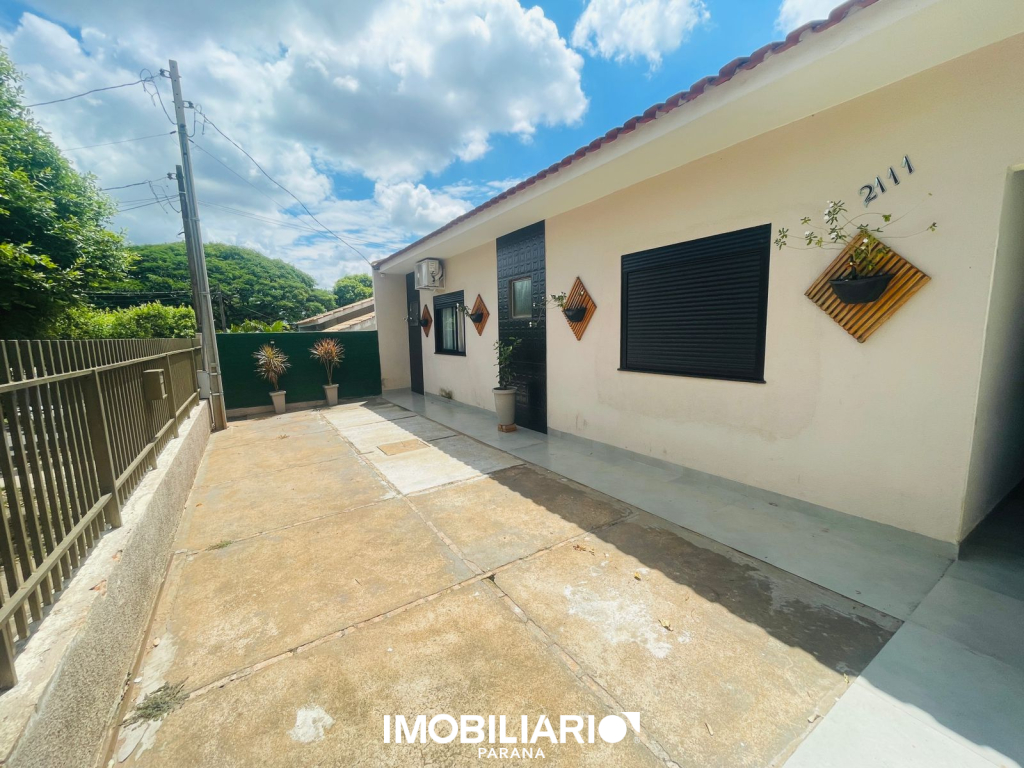 Residência para  Venda em Umuarama pela Elisia Neves