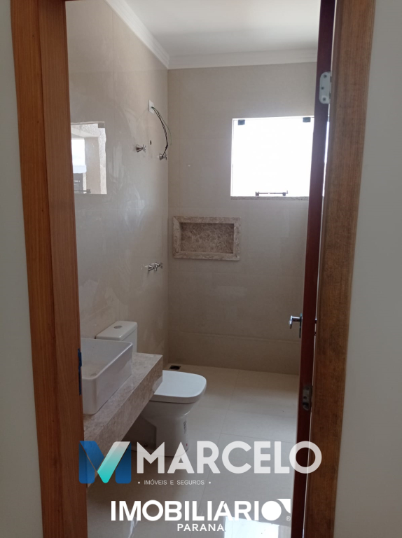 Residência para  Venda em Umuarama pela Marcelo