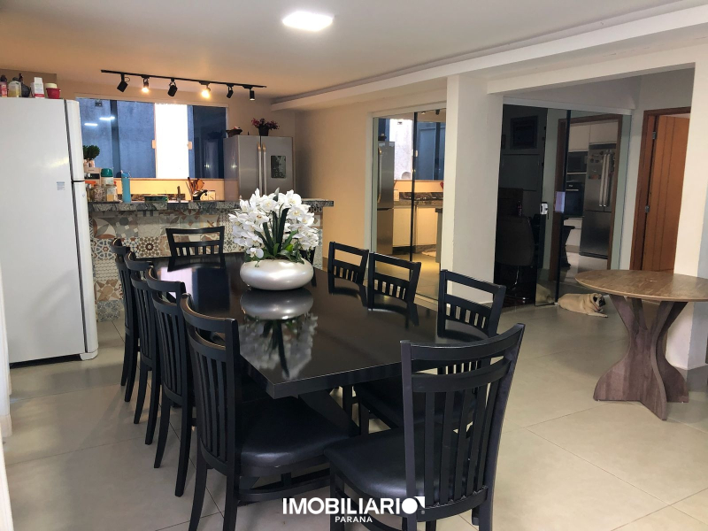 Residência para  Venda em Umuarama pela Babolim