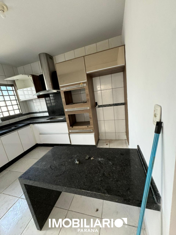 Residência para  Alugar em Umuarama pela Babolin imóveis