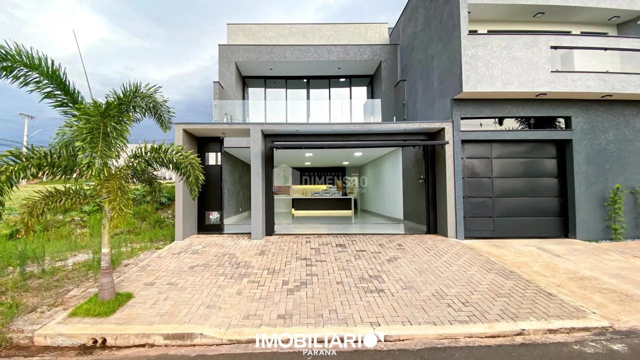 Sobrado para  Venda em Umuarama pela Dimensão