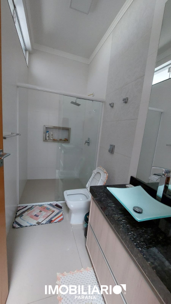 Residência para  Venda em Umuarama pela Araujo