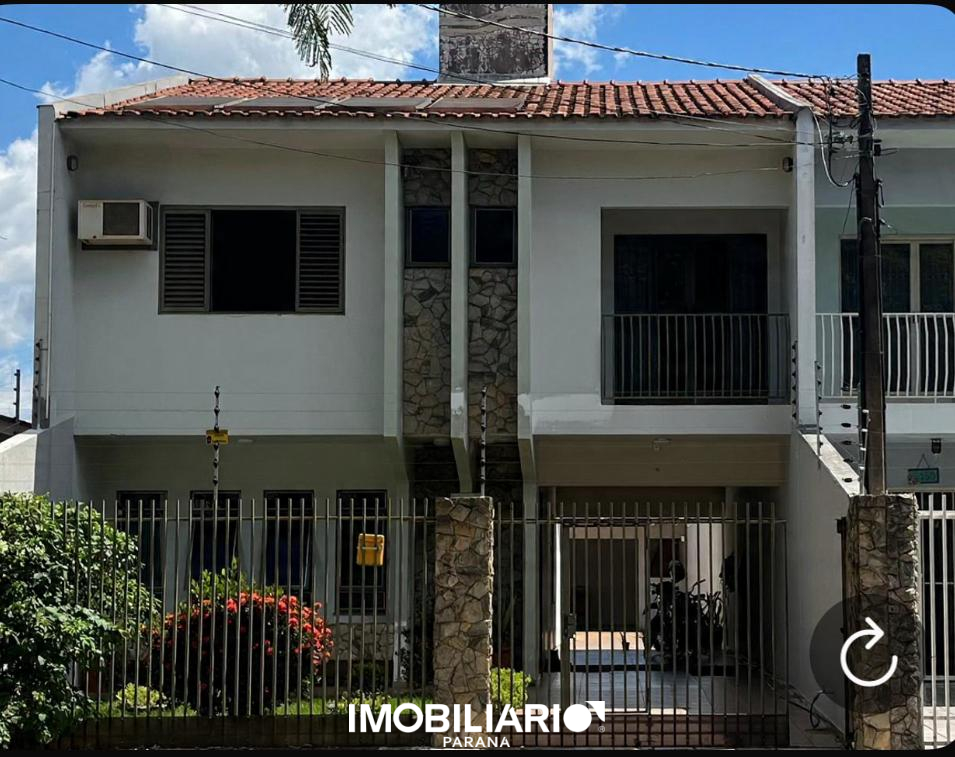 Sobrado para  Venda em Umuarama pela Elisia Neves