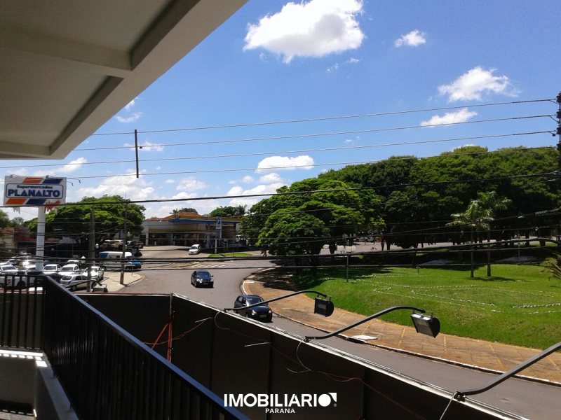 Salão Comercial para  Venda em Umuarama pela Araujo