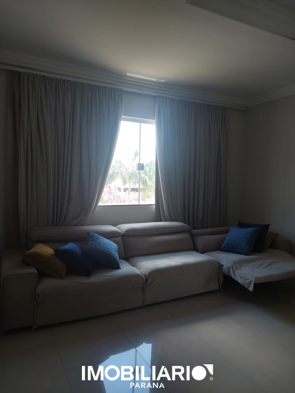 Residência para  Venda em Umuarama pela Marcelo