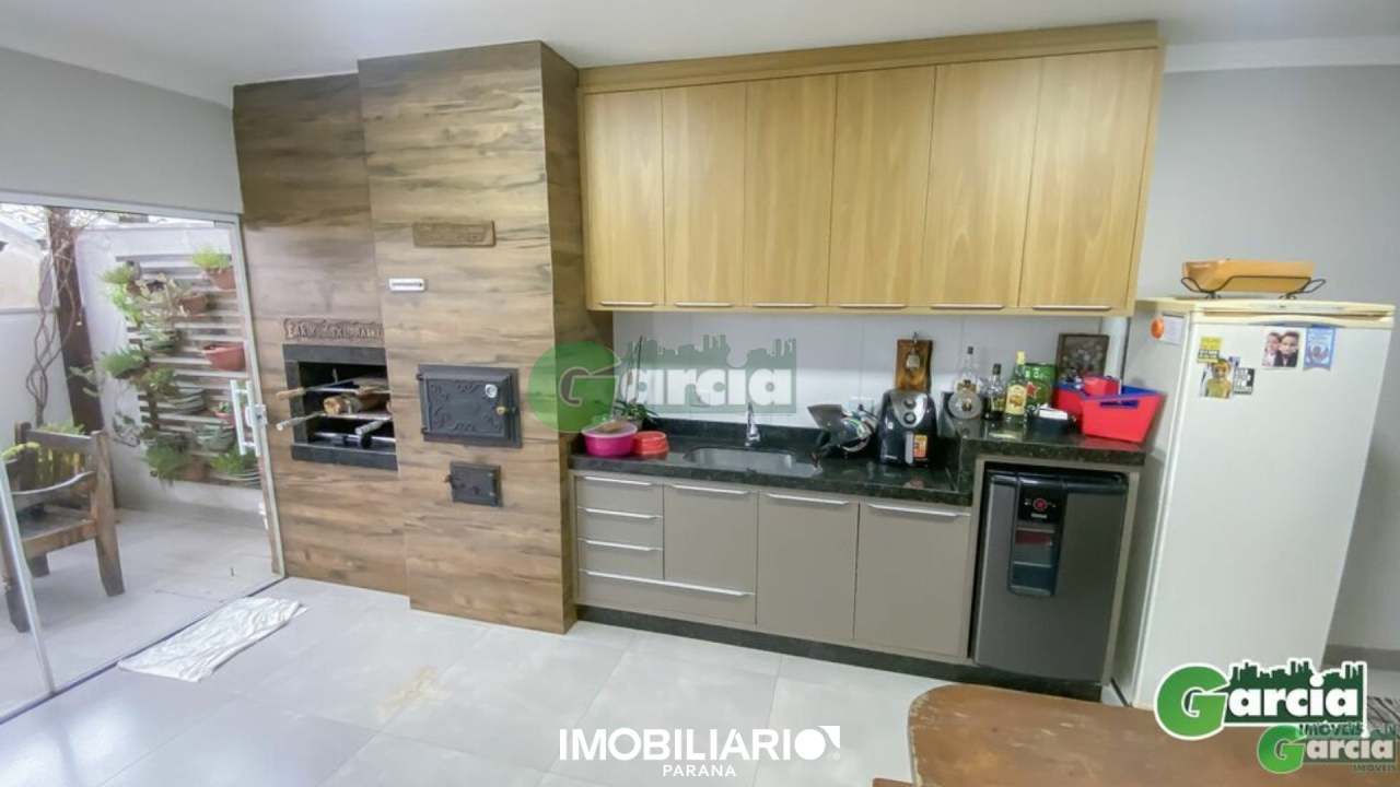 Residência para  Venda em Umuarama pela Garcia Imóveis