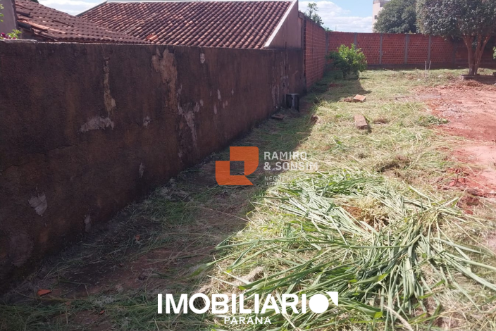 Terreno para  Venda em Umuarama pela Ramiro e Sonsin negócios imobiliários
