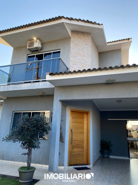 Sobrado para  Venda em Campo Mourão pela Nadiel Imóveis