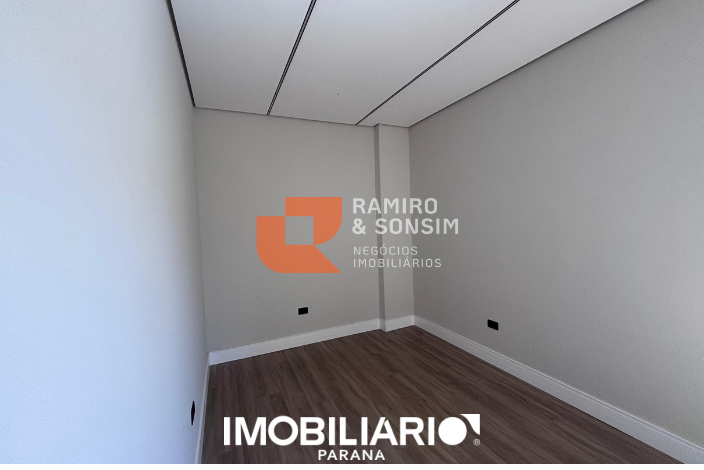 Sobrado para  Venda em Umuarama pela Ramiro e Sonsin negócios imobiliários