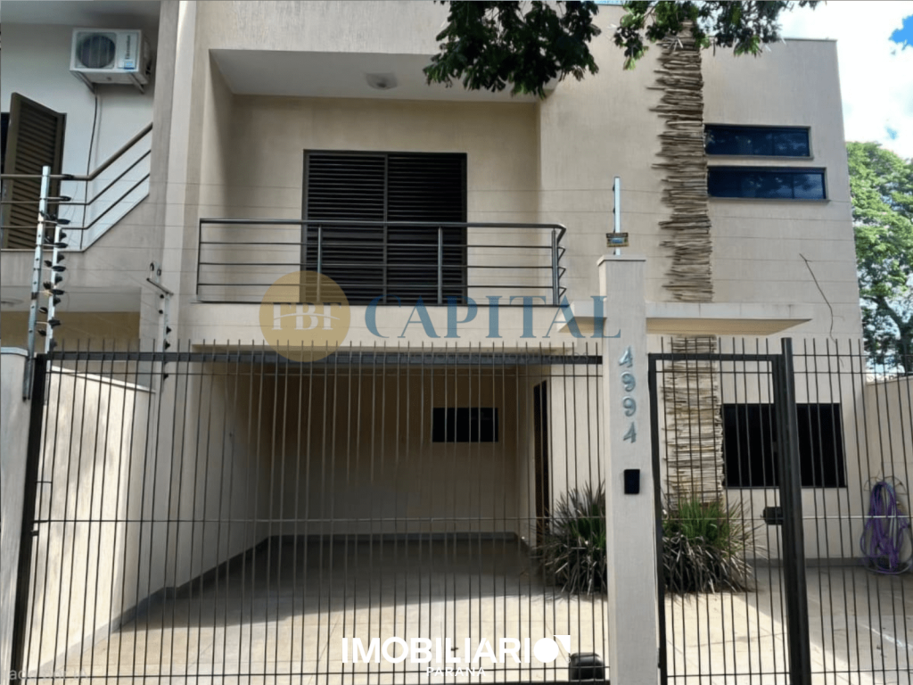 Sobrado para  Venda em Umuarama pela FBF Capital
