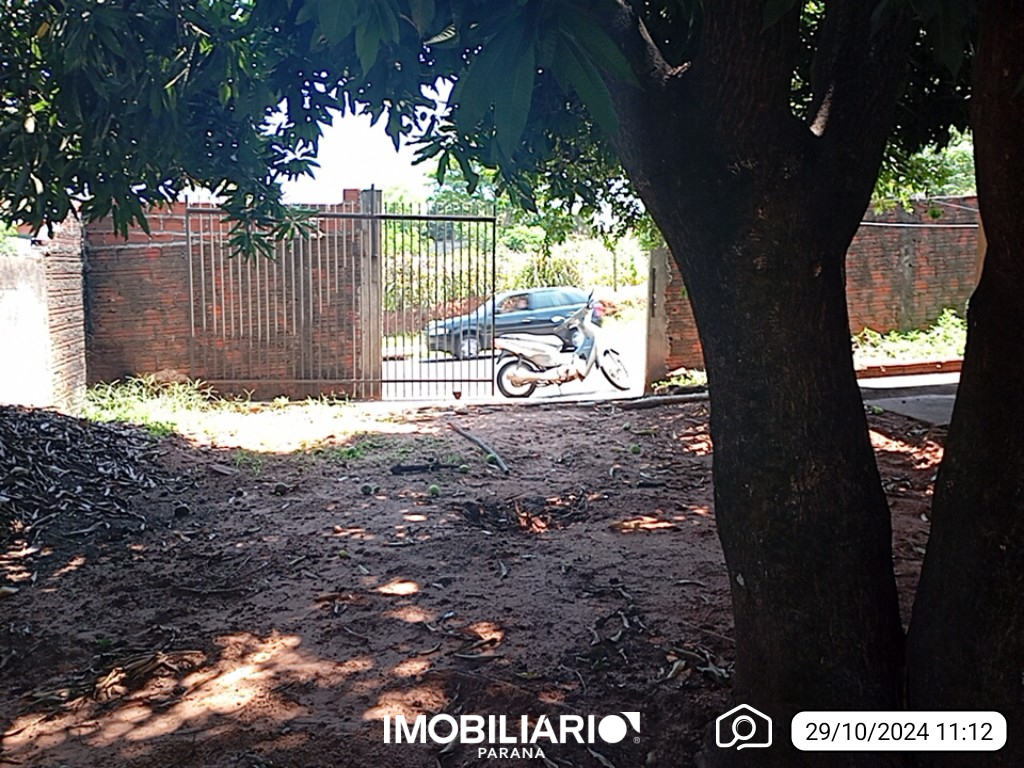 Residência para  Venda em Umuarama pela Elisia Neves