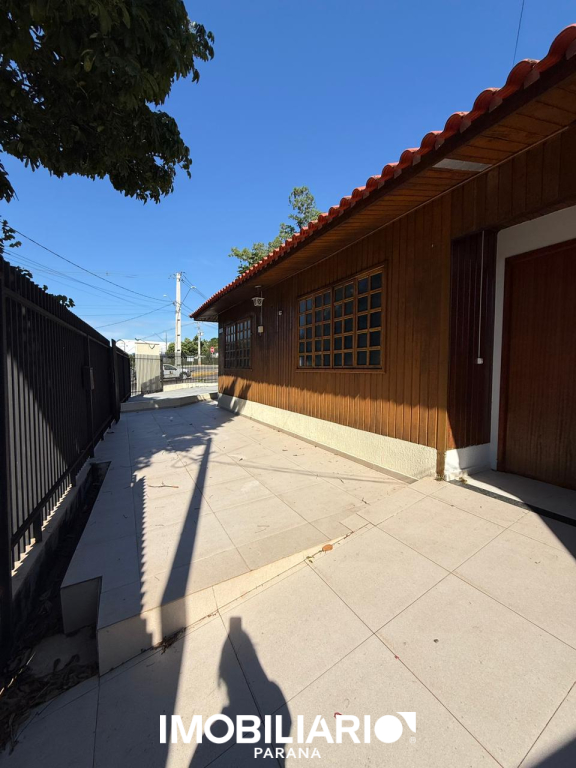 Residência para  Alugar em Umuarama pela Caetano & Otávio