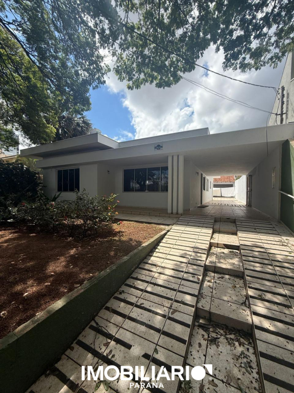 Residência para  Venda em Umuarama pela Caetano & Otávio