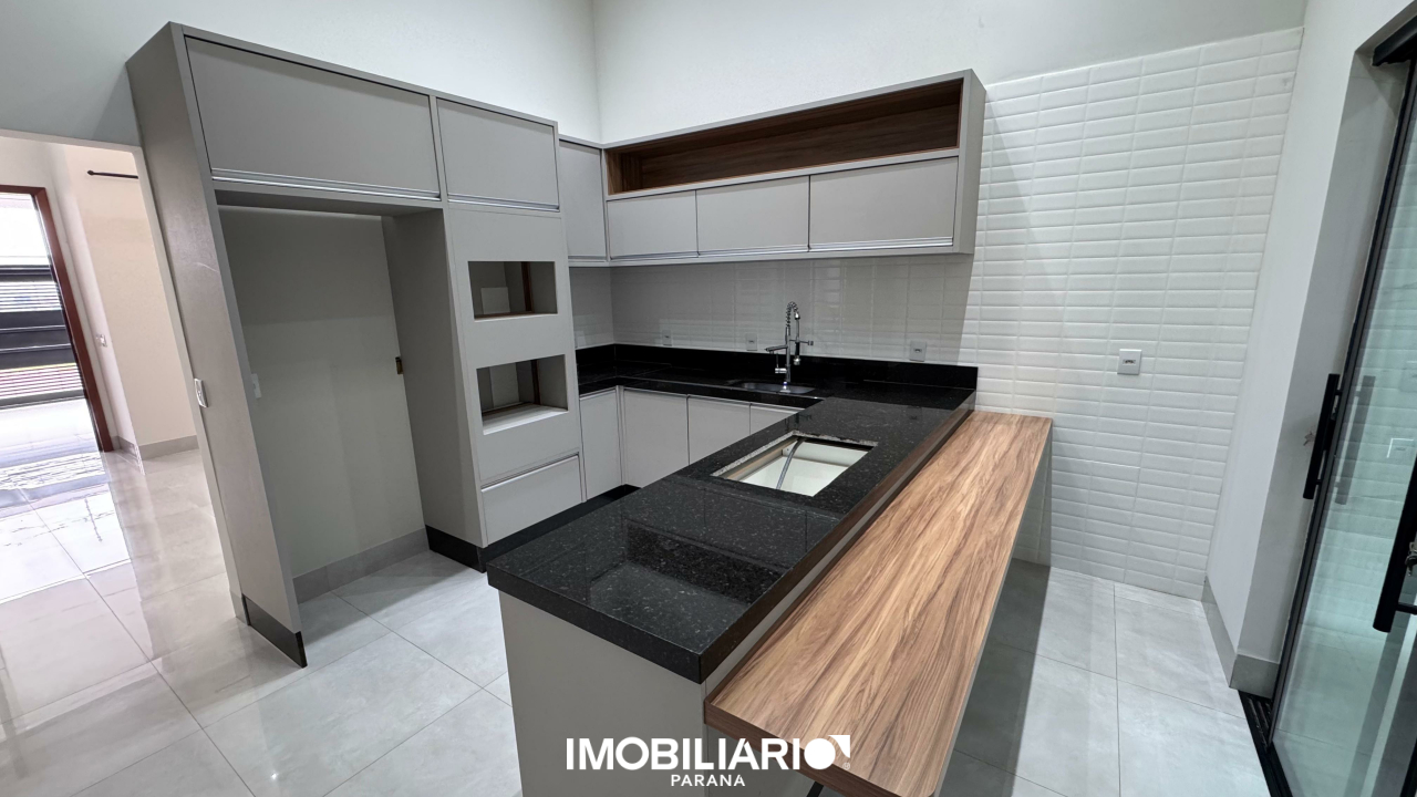 Residência para  Venda em Umuarama pela Garcia Imóveis