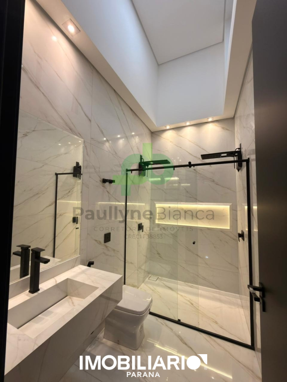 Residência para  Venda em Umuarama pela Paullyne Bianca corretora de imóveis