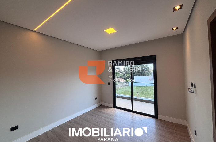 Sobrado para  Venda em Umuarama pela Ramiro e Sonsin negócios imobiliários