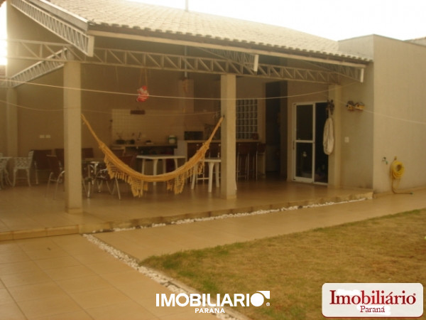 Residência para  Venda em Umuarama pela Ilto Marchi