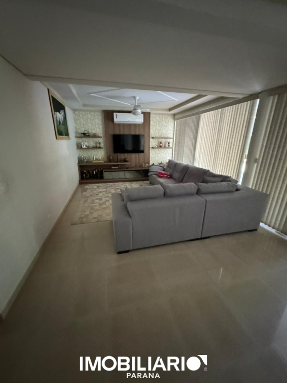 Sobrado para  Venda em Umuarama pela Babolim