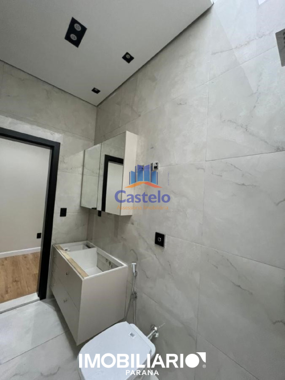 Residência para  Venda em Umuarama pela Castelo Assessoria Imobiliária