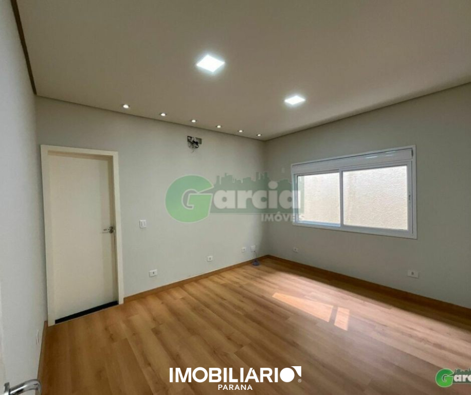 Residência para  Venda em Umuarama pela Garcia Imóveis