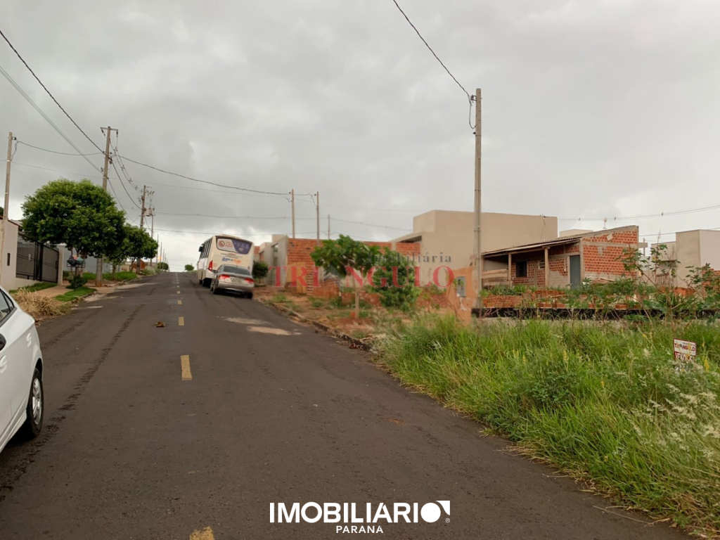 Terreno para  Venda em Umuarama pela Imobiliária Triangulo